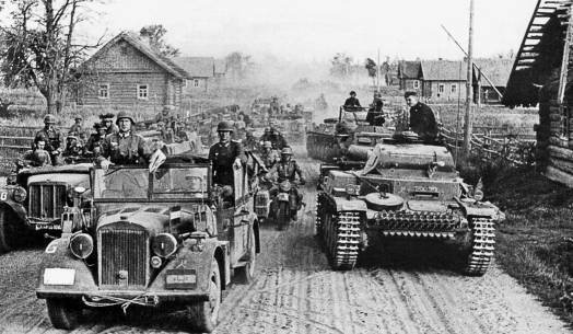 Неизвестный 1941. Остановленный блицкриг. - _09_3pzdiv_on_march.jpg