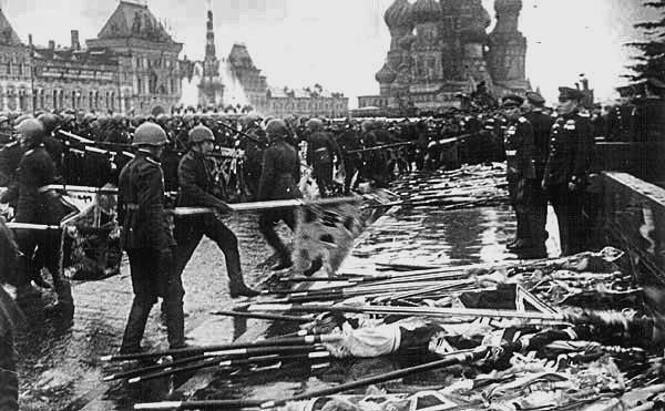 Маршал Баграмян. Мы много пережили в тиши после войны  - i_009.jpg