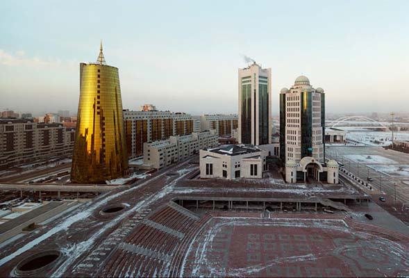 Столицы. Их многообразие, закономерности развития и перемещения - i_016.jpg
