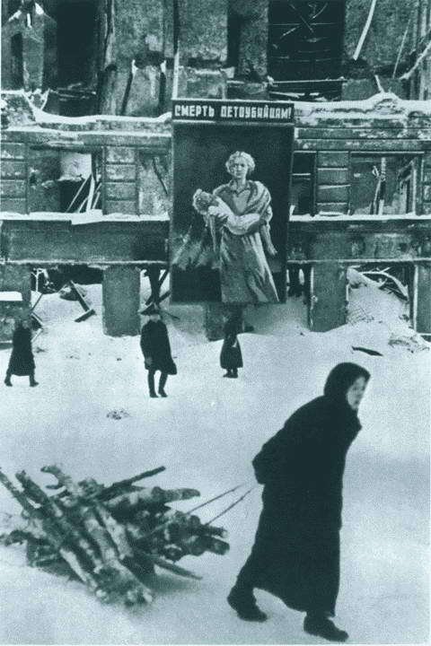 Повседневная жизнь блокадного Ленинграда - i_009.jpg