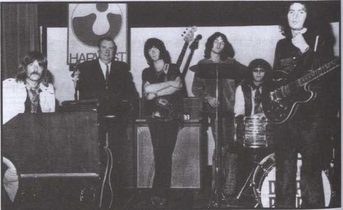 Deep Purple. Несущие шторм - i_011.jpg