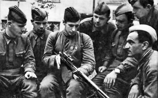 Учебник выживания снайпера. «Стреляй редко, но метко!» - i_060.jpg