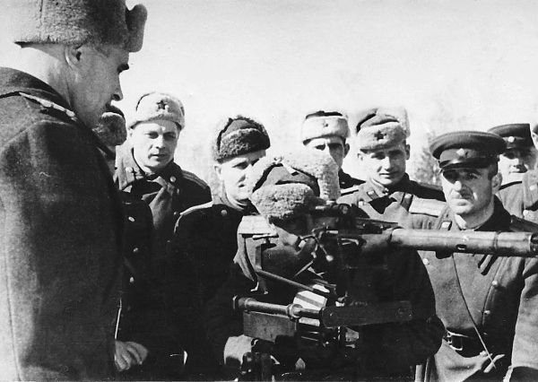 Учебник выживания снайпера. «Стреляй редко, но метко!» - i_062.jpg