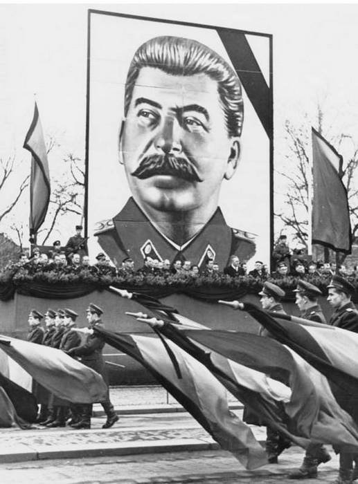 Нерассказанная история США - i_077.jpg
