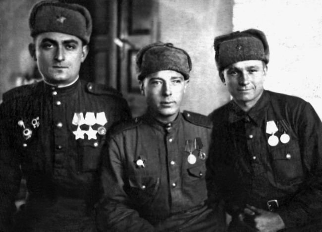 Фронтовые разведчики. «Я ходил за линию фронта» - i_027.jpg