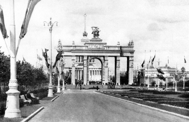 Москва. Великие стройки социализма - i_122.jpg