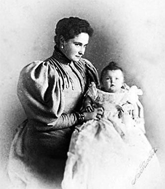 Люди Зимнего дворца. Монаршие особы, их фавориты и слуги - i_189.jpg