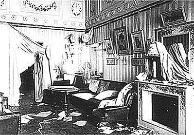 Люди Зимнего дворца. Монаршие особы, их фавориты и слуги - i_563.jpg