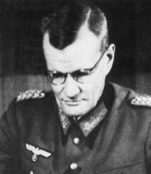 Власов против Сталина. Трагедия Русской освободительной армии, 1944–1945 - i_018.jpg