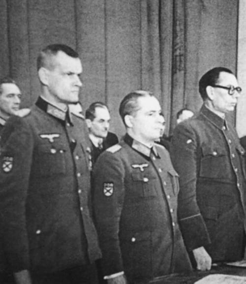 Власов против Сталина. Трагедия Русской освободительной армии, 1944–1945 - i_022.jpg