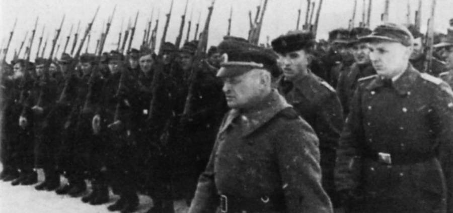 Власов против Сталина. Трагедия Русской освободительной армии, 1944–1945 - i_031.jpg