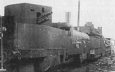 Крепости на колесах: История бронепоездов - i_071.jpg