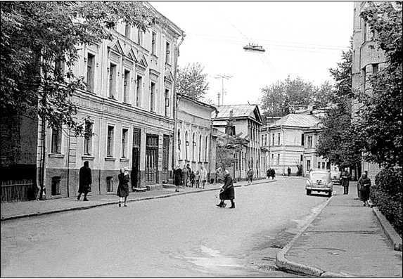 Остоженка. От Остоженки до Тверской - i_048.jpg