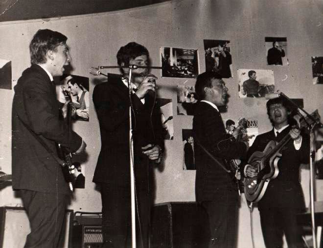 Популярная музыка в Ленинграде – Петербурге. 1965–2005. Том 1 - i_023.jpg