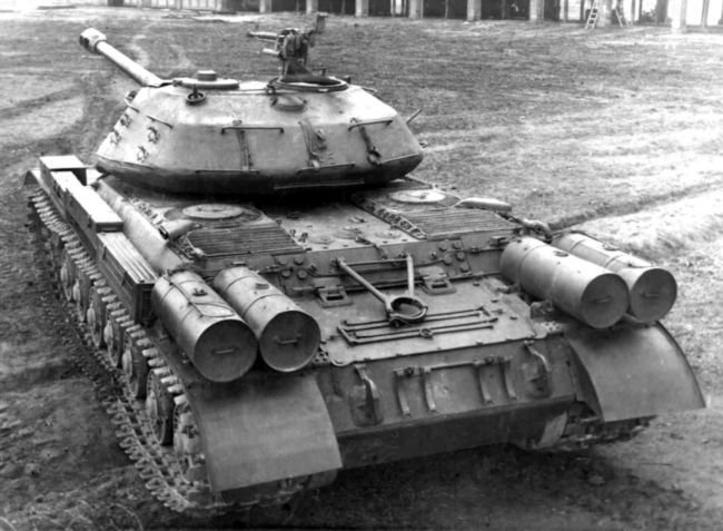 Супертанки Сталина ИС-7 и др. Сверхтяжелые танки СССР - i_079.jpg