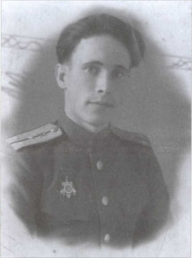 Разведка «под крышей». Из истории спецслужбы - image24.jpg