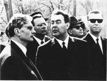 Они окружали Сталина - i_015.jpg