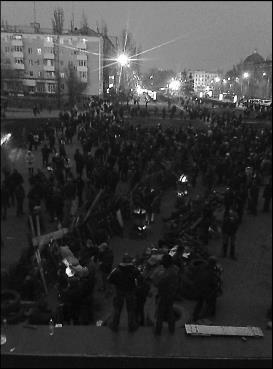 В окопах Донбасса. Крестный путь Новороссии - i_028.jpg