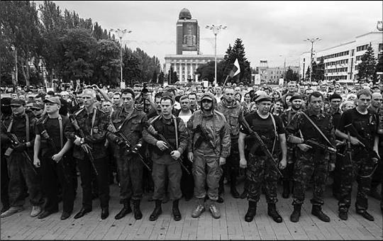 В окопах Донбасса. Крестный путь Новороссии - i_033.jpg
