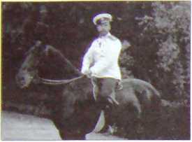 Исторические хроники с Николаем Сванидзе. Книга 1. 1913-1933 - i_050.jpg