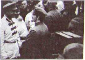 Исторические хроники с Николаем Сванидзе. Книга 1. 1913-1933 - i_083.jpg