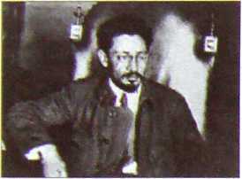 Исторические хроники с Николаем Сванидзе. Книга 1. 1913-1933 - i_086.jpg