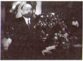 Исторические хроники с Николаем Сванидзе. Книга 1. 1913-1933 - i_115.jpg