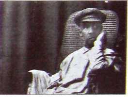 Исторические хроники с Николаем Сванидзе. Книга 1. 1913-1933 - i_138.jpg