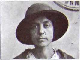 Исторические хроники с Николаем Сванидзе. Книга 1. 1913-1933 - i_158.jpg