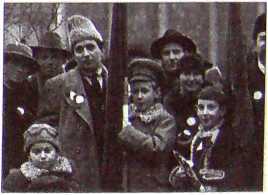 Исторические хроники с Николаем Сванидзе. Книга 1. 1913-1933 - i_169.jpg