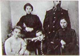 Исторические хроники с Николаем Сванидзе. Книга 1. 1913-1933 - i_202.jpg