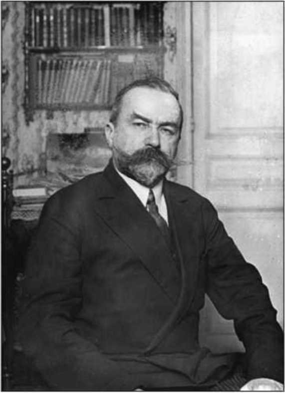 Сто великих операций спецслужб - i_022.jpg