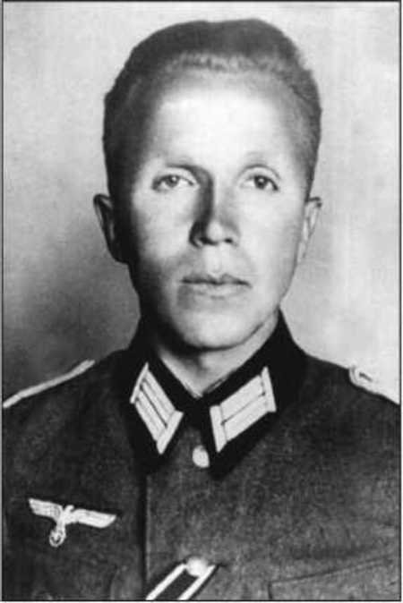 Сто великих операций спецслужб - i_047.jpg
