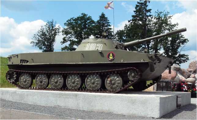 Плавающий танк ПТ-76<br />От Невы до Ганга и Суэцкого канала - i_160.jpg