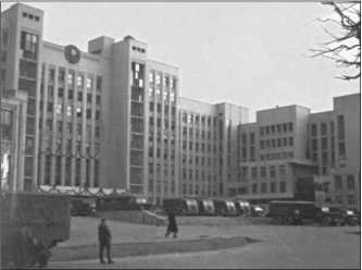 «Тигры» в снегу<br />Мемуары танкового аса - i_083.jpg