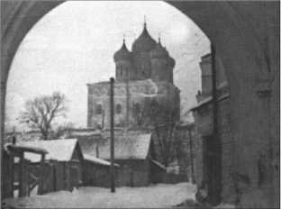 «Тигры» в снегу<br />Мемуары танкового аса - i_132.jpg
