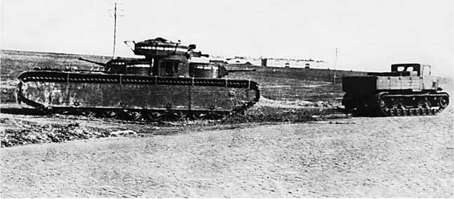 Советский тяжелый танк Т-35<br />(«Сталинский монстр») - i_107.jpg