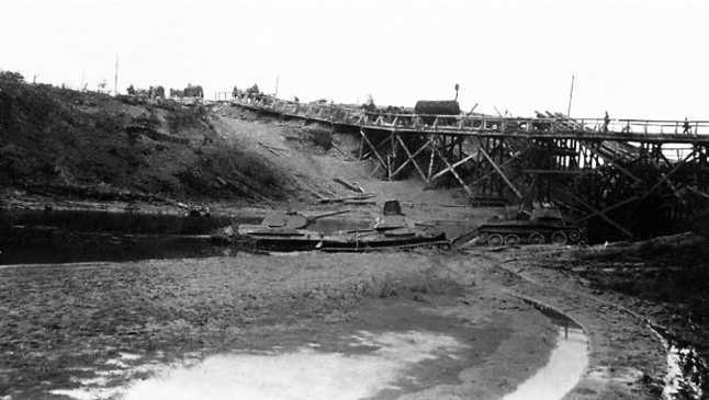 1941. «Последний парад» мехкорпусов Красной Армии - i_048.jpg
