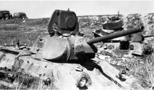1941. «Последний парад» мехкорпусов Красной Армии - i_090.jpg