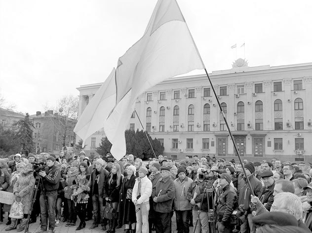 Кража, или Белое солнце Крыма - i_015.jpg