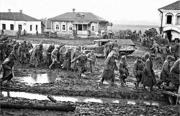 Ад-184<br />(Советские военнопленные, бывшие узники вяземских «дулагов», вспоминают) - i_012.jpg