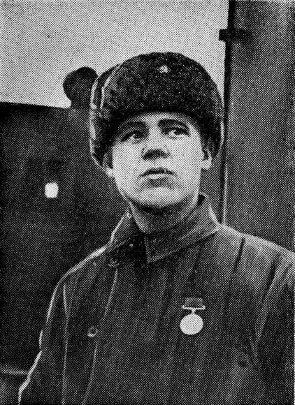 Волгари в боях за Сталинград - i_013.jpg