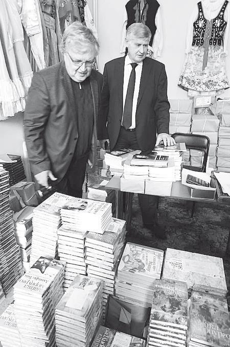 Книжные люди. Кто создает, продает, продвигает книги в России? - img_31