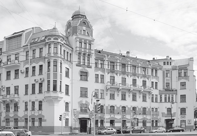 Знаменитые петербургские дома. Адреса, история и обитатели - img_138