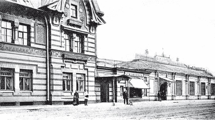 Знаменитые петербургские дома. Адреса, история и обитатели - img_32
